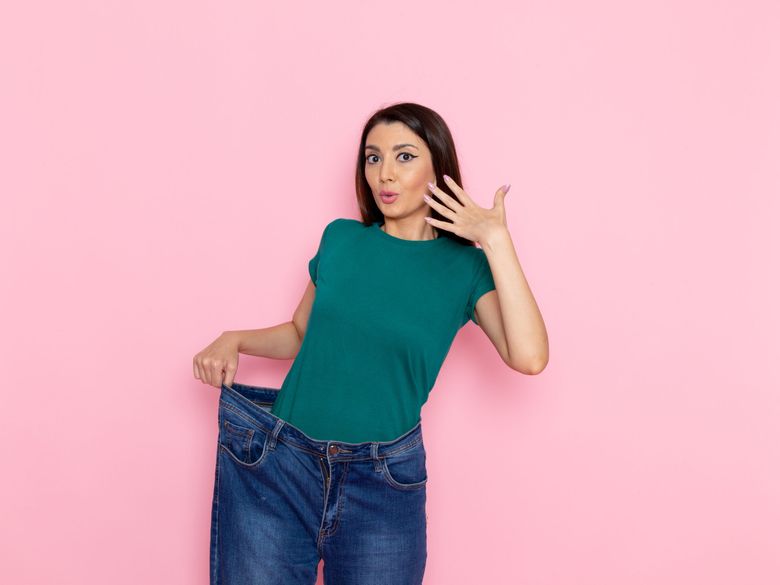 Soluții eficiente pentru a lărgi talia pantalonilor fără să ai nevoie de ață și ac Soluții eficiente pentru a lărgi talia pantalonilor fără să ai nevoie de ață și ac