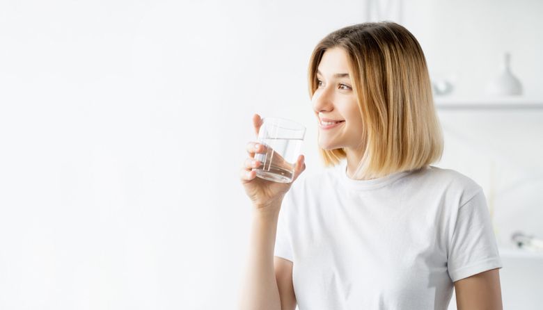 8 arome naturale pe care să le adaugi în apă și beneficiile acestora