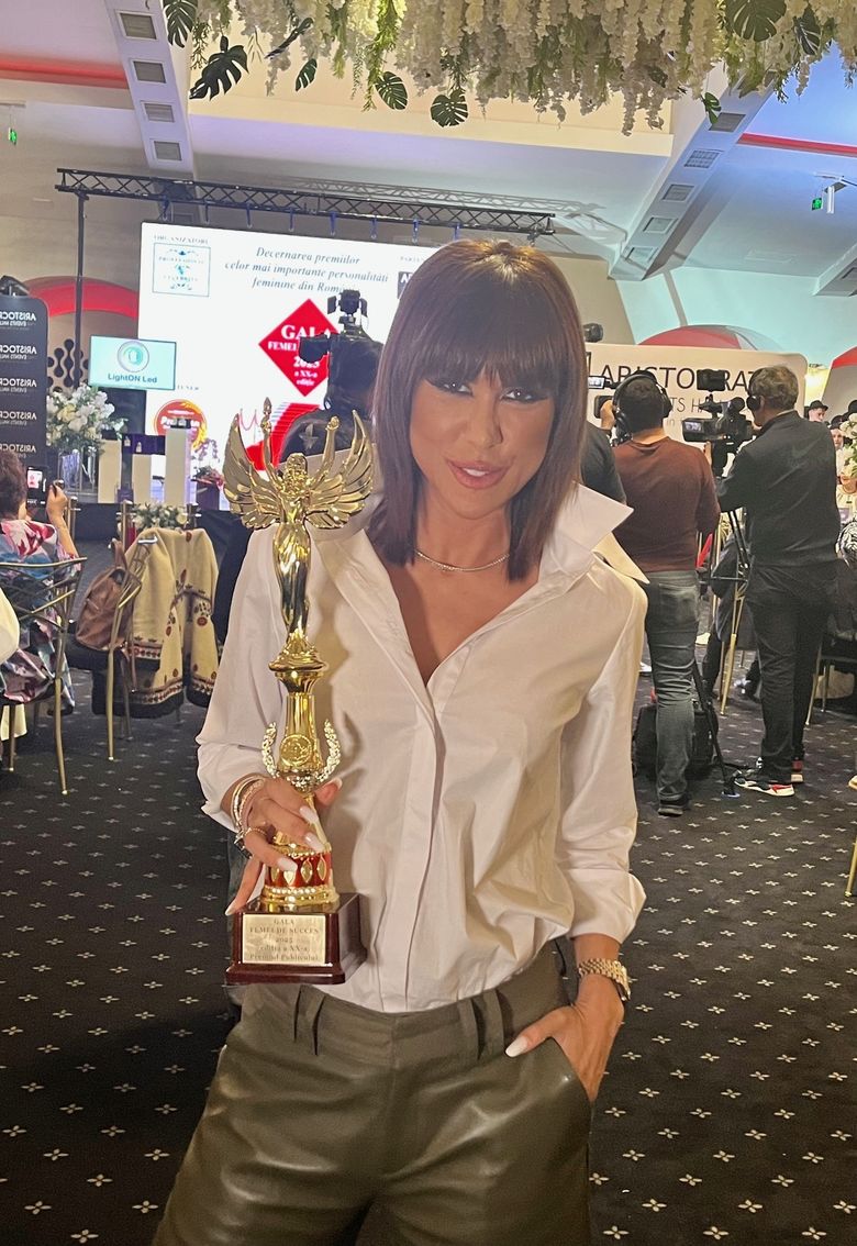 Denise Rifai, premiul Publicului, la Gala "Successful Women" Denise Rifai, premiul Publicului, la Gala "Successful Women"