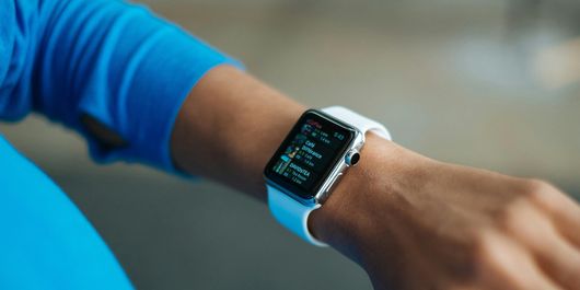 Accesorii smart pentru bărbați și femei pentru un look modern și relaxat 