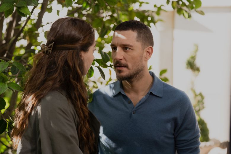 În această seară, în serialul „Pierduți în dragoste”, de la 20:00, la Kanal D    Mete, prins între datorie și iubire