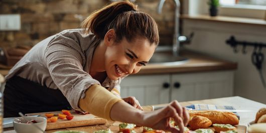 3 idei simple pentru bruschete de primăvară, rapide și sănătoase