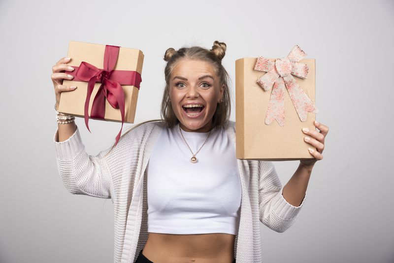 Ce cadou să oferi, în funcție de semnul zodiacal al persoanei sărbătorite