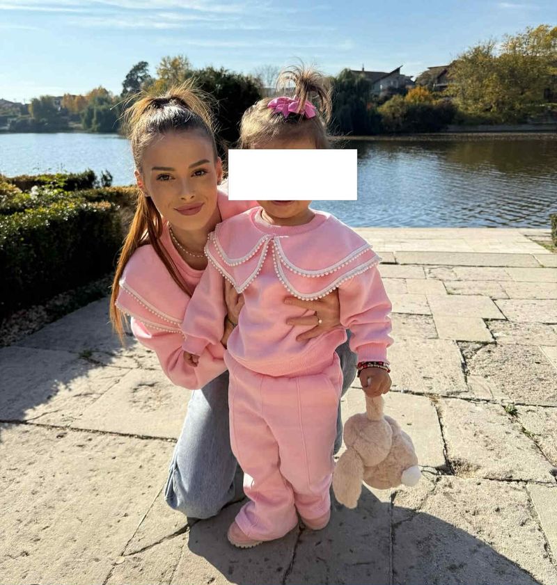 Teodora Marcu și fiica