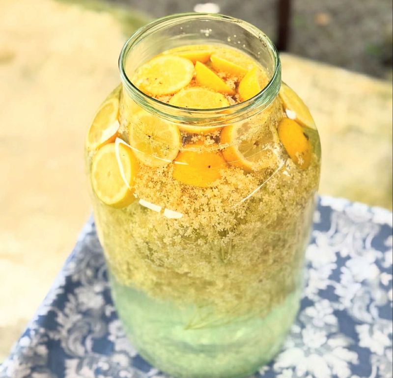 Bunica Lucreția-socată