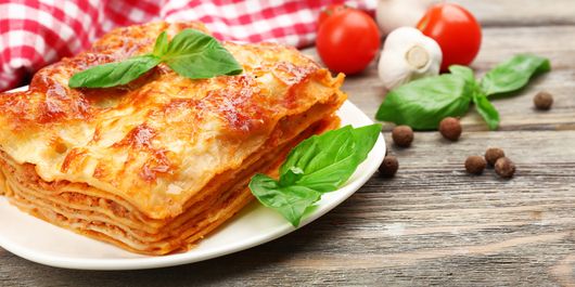 Lasagna. Un deliciu italian, cremos și perfect rumenit!