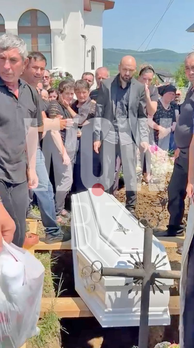 Înmormântare Teodora