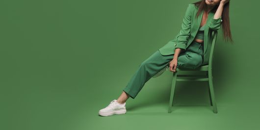 7 culori de vară pe care să le combini în articolele vestimentare alături de culoarea verde