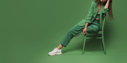 7 culori de vară pe care să le combini în articolele vestimentare alături de culoarea verde