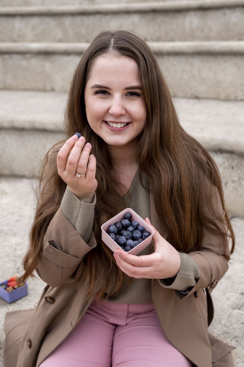 5 gustări pe care să le consumi pe timp de vară, care &icirc;ți oferă energie mai mult dec&acirc;t o cafea