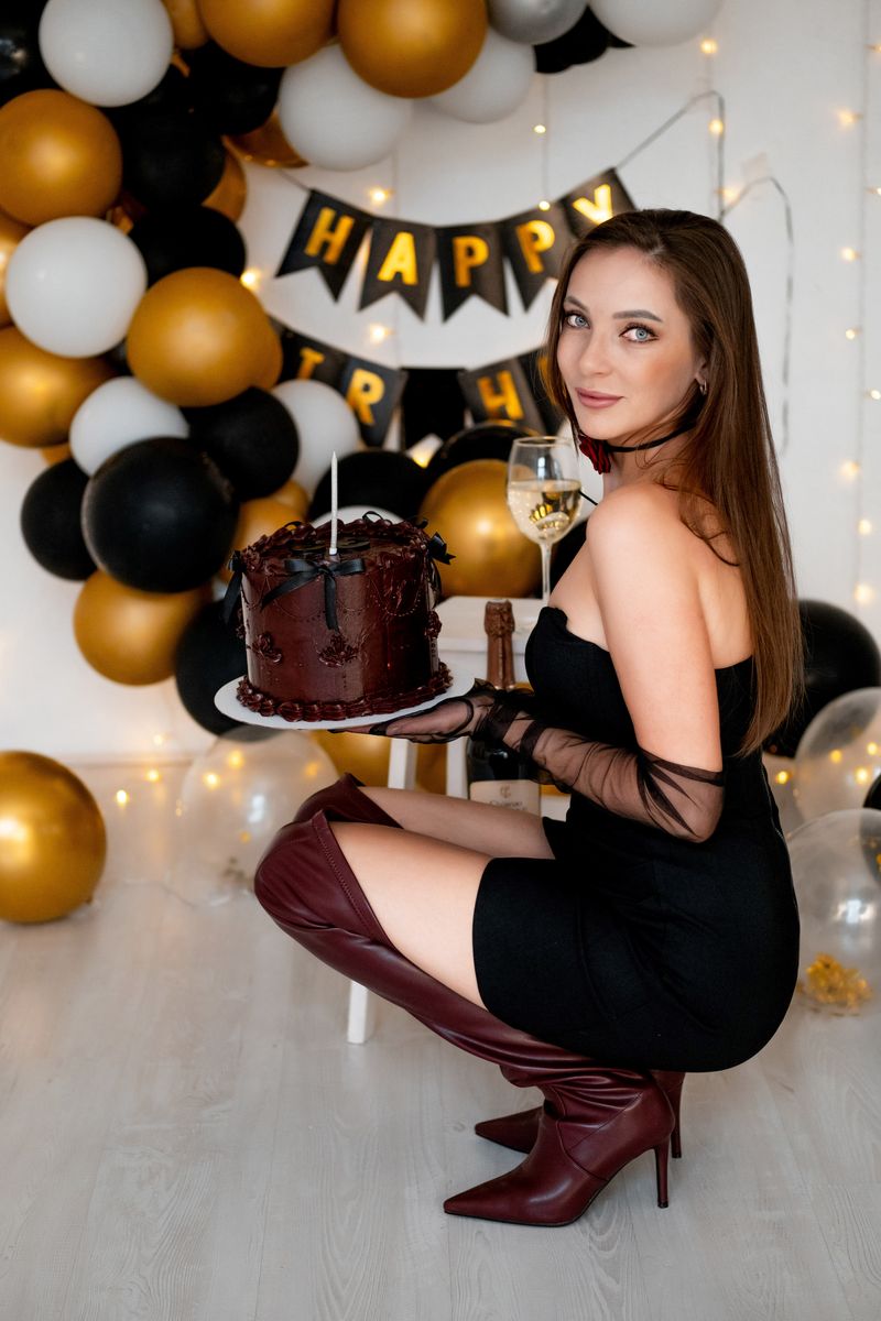 Tort aniversar, în funcție de semnul tău zodiacal. Cum trebuie să decorezi acest desert