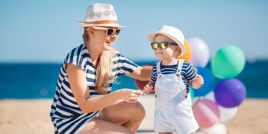 Ce pui în bagajul de vacanță pentru bebeluși și copii