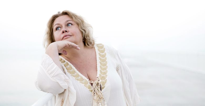 Horoscop 24 iulie 2025 Horoscop 24 iulie 2025. O zodie se lasă purtată de val