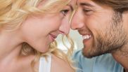 Cum îți dai seama că un bărbat te place
