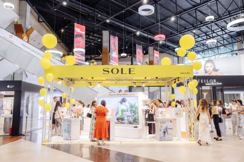 „Ziua AUREI” – prima campanie din România în care un avatar AI își sărbătorește ziua și îți oferă cadouri și produse personalizate direct din WhatsApp