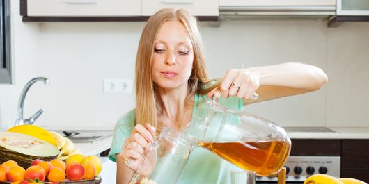 VIDEO Care sunt greșelile alimentare pe care le facem vara. Doctorul Dan Vodnar spune la ce trebuie să fim atenți: “În special vara, ritmul nostru digestiv scade.”