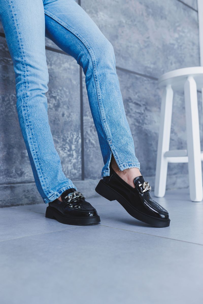 Cum se poartă loaferii