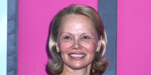 Lecțiile de frumusețe ale Pamelei Anderson, după ce a încetat să mai poarte machiaj