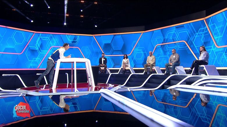 Un analist de risc, un agent imobiliar, un asistent medical, un medic rezident și un project manager IT, intră în competiția minții 