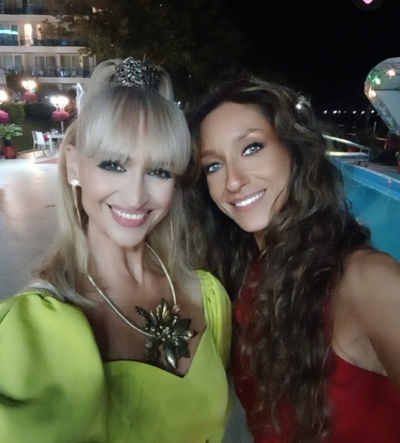Ioana Dichiseanu și Simona Florescu