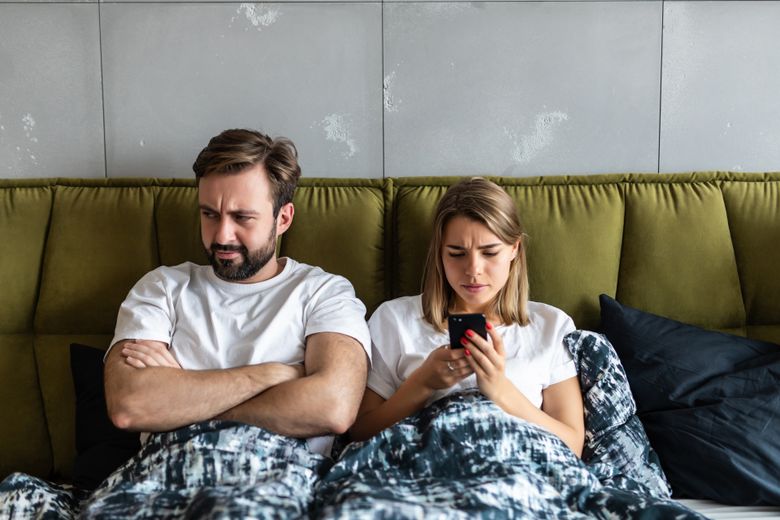 4 zodii care își dau arama pe față chiar de la începutul lunii octombrie! Infidelitatea este implicată!