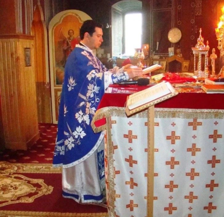 a murit parintele necula