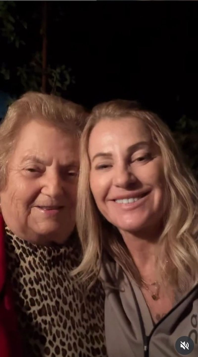 Nadia Comăneci și mama sa