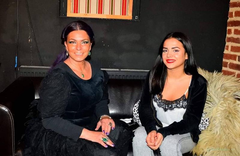 Dana Marijuana și fiica