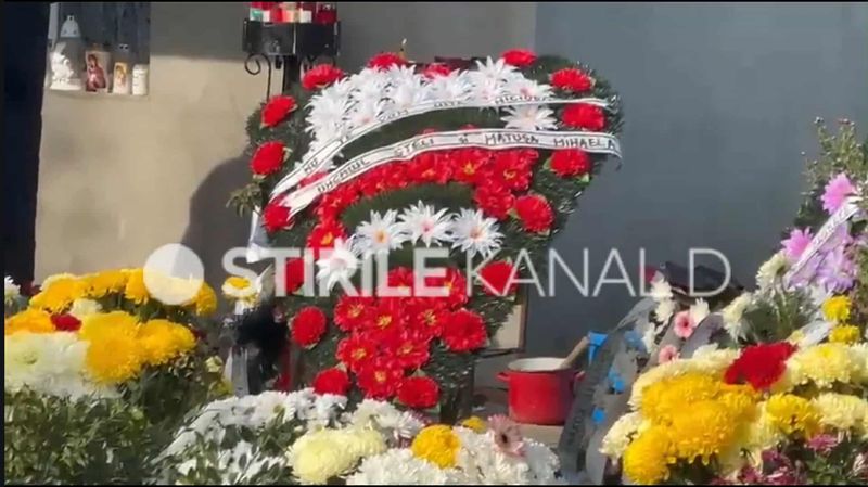 Înmormântarea Mirelei