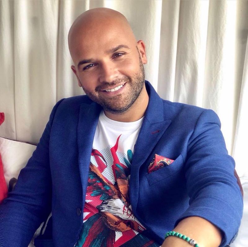 tatal lui andrei stefanescu s-a stins din viata