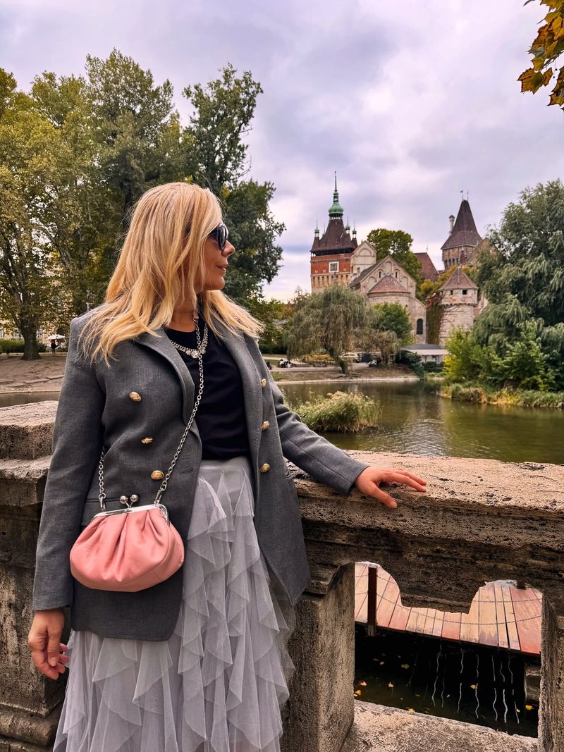 Dana Săvuică