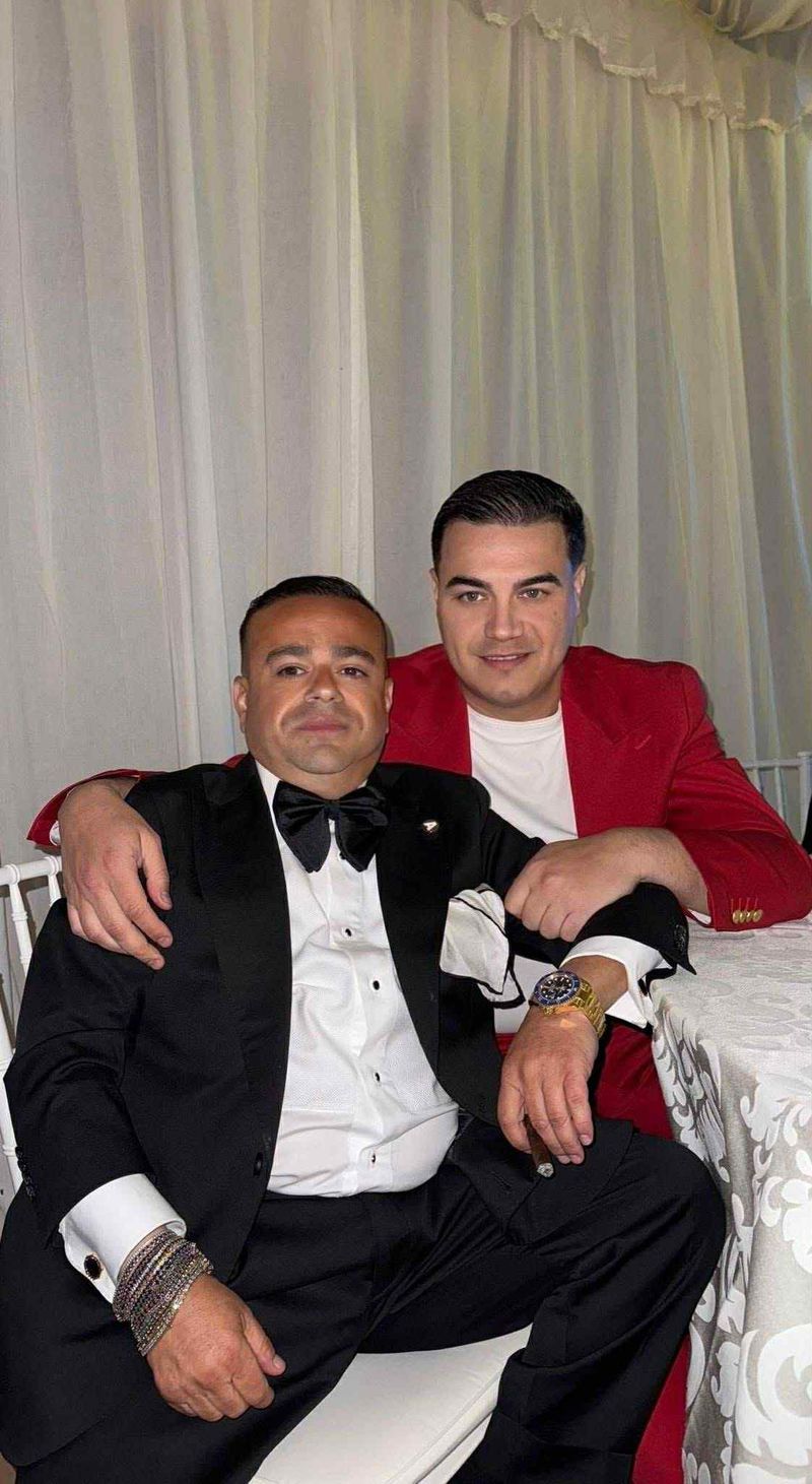 Adrian Minune și finul său