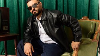 Replica lui Jador pentru internauții care i-au comentat artistului la fotografia cu diploma de licență: “Sunt manelist, dar am o diplomă de facultate, care e faza, de ce sunteți atât de furioși?”