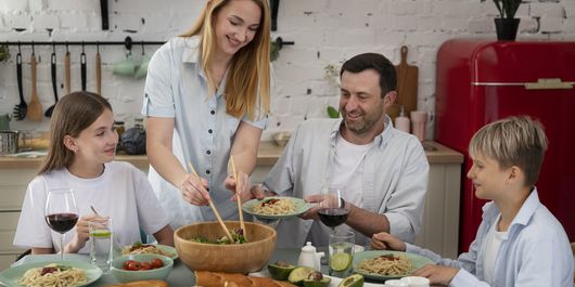 Ce trebuie să pună gospodinele pe masă pe 21 noiembrie? Nu uita să dai de pomană și pentru cei adormiți de Intrarea Maicii Domnului în Biserică