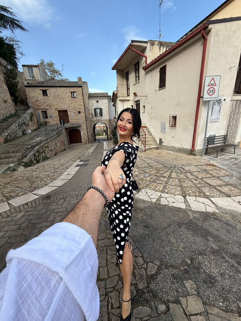 retelele de socializare