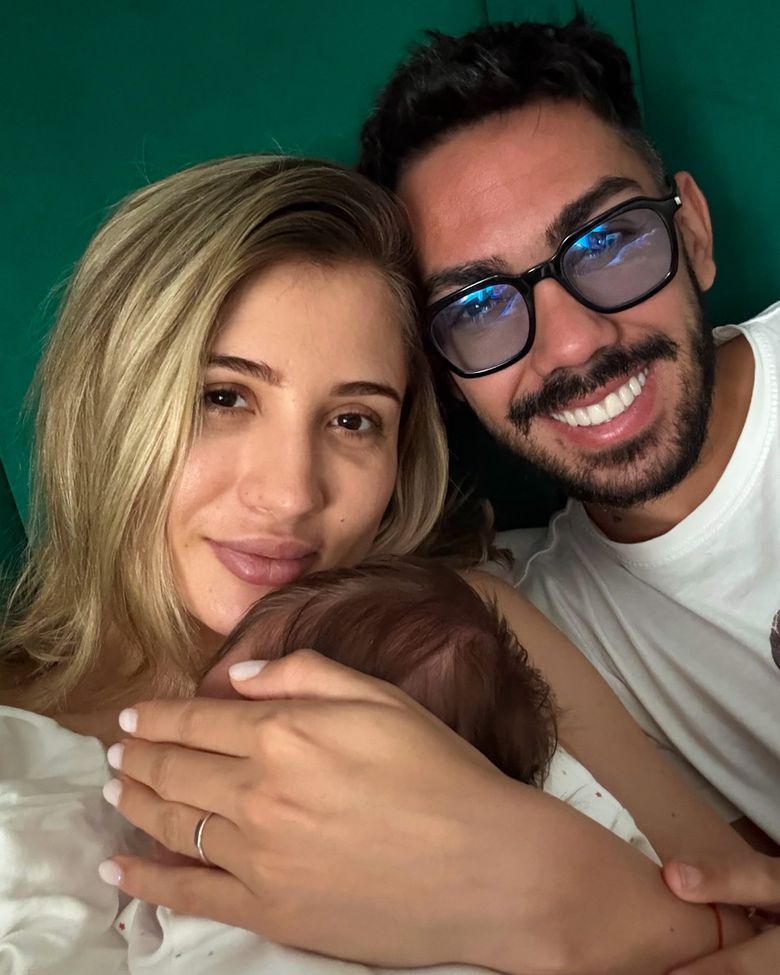 Armin Nicoară și-a surprins soția într-un mod neașteptat! Ce gest emoționant a făcut artistul: „Ești cel mai tare, te iubim tati!”