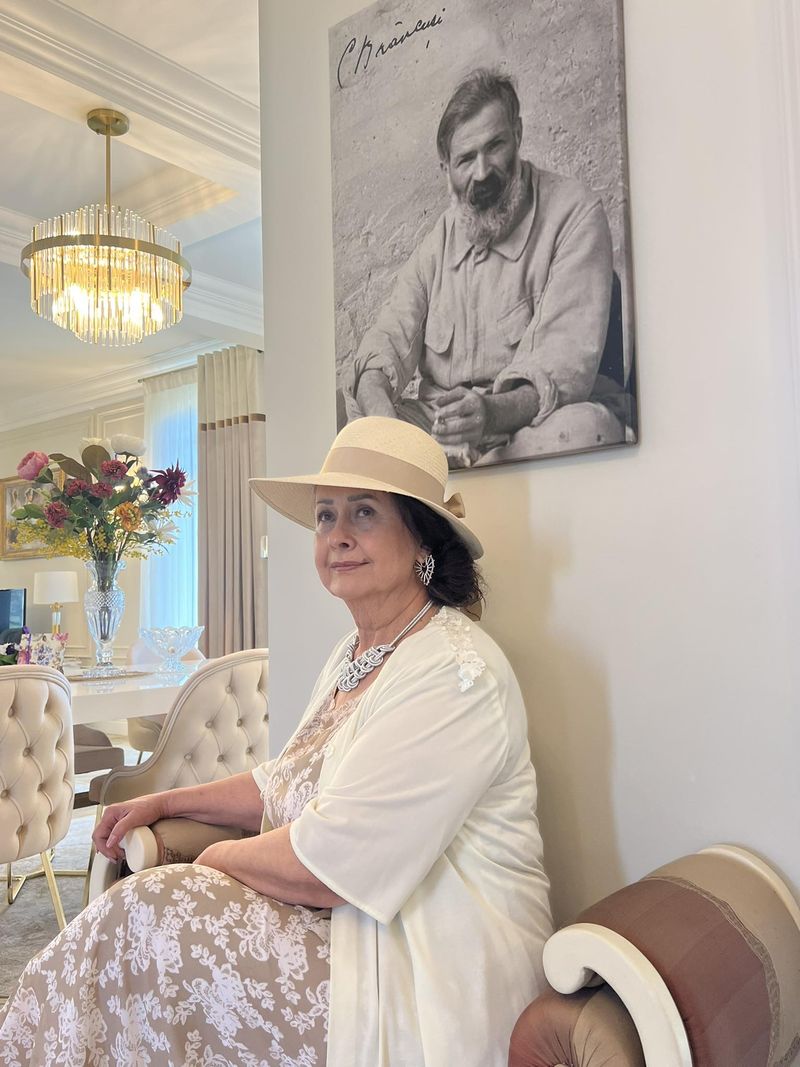 Mama Niculinei Stoican