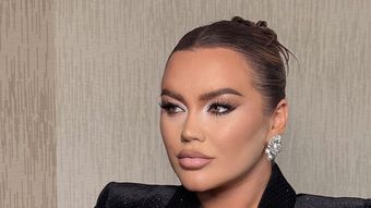 Carmen de la Sălciua, cu gândul și inima la tatăl său, cel care s-a stins din viață în urmă cu 6 luni de zile! Ce mesaj a transmis artista, pe rețelele de socializare? 