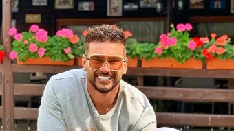 Dorian Popa s-a pregătit intens pentru Crăciun! Artistul și-a decorat casa, iar rezultatul final l-a uimit chiar și pe el