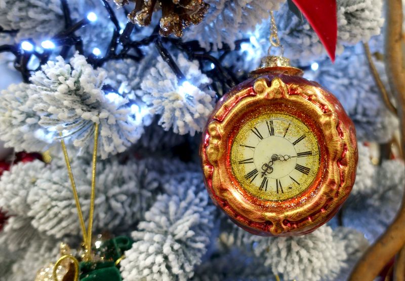 Horoscop 15 decembrie 2025