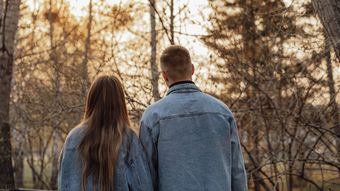 Care a fost ultimul mesaj public pe care Roman Novak, i l-a transmis soției sale, Anna, înainte ca întreaga tragedie să aibă loc? A avut loc chiar când au împlinit 17 ani împreună!