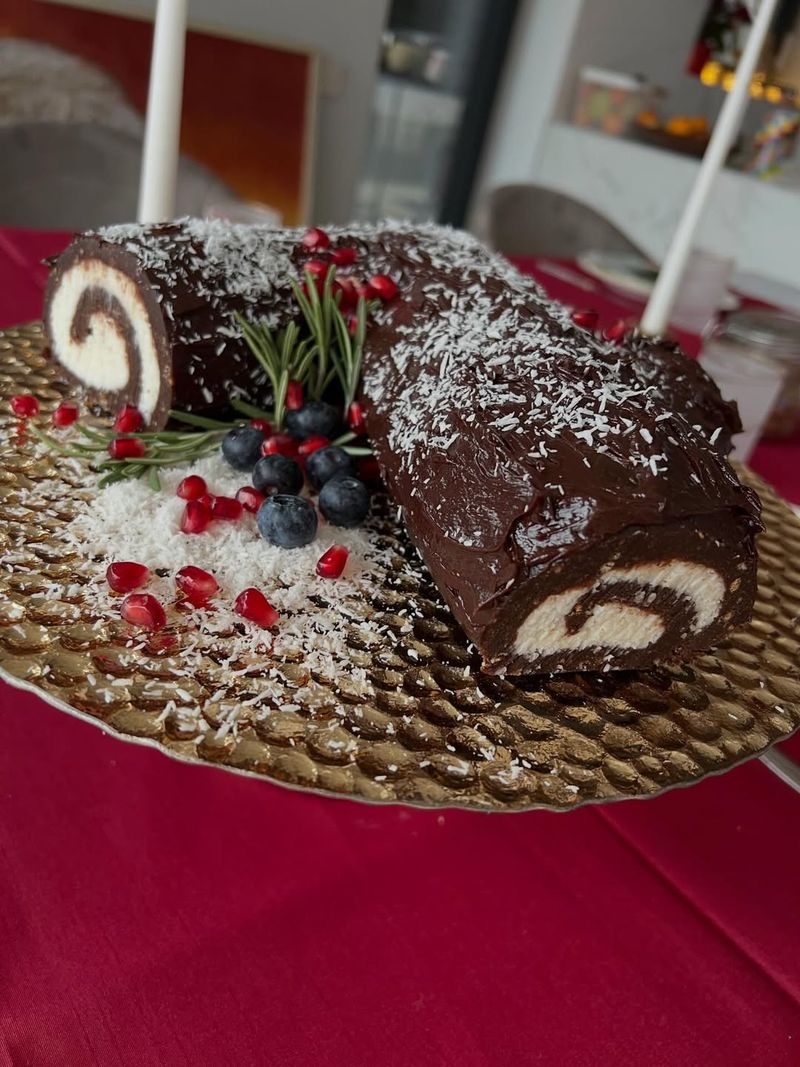 Elwira Petre a prezentat o rețetă de B&ucirc;che De No&euml;l