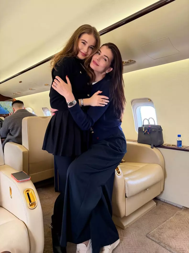 Irina Columbeanu și Monica Gabor