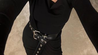 Adina Buzatu, secrete stilistice de sărbători. Ce se poartă de Crăciun și care sunt articolele vestimentare de care să ne ferim: „Nu trebuie toată masa să fie îmbrăcată în roșu.”