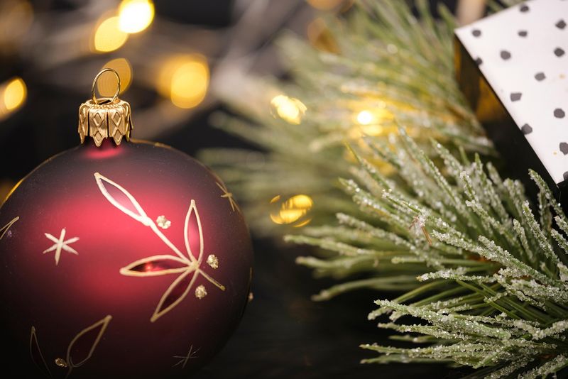 Ultima noapte din an, primele promisiuni pentru tine &ndash; ritualuri simple de Revelion