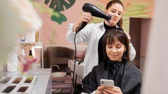 (P) Cum îți planifici o zi completă de beauty doar cu rezervări făcute de pe telefon