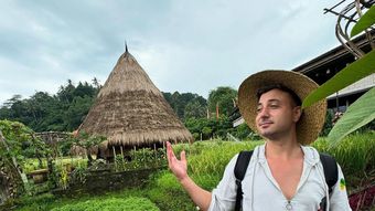 Mesajul lui Valentin Sanfira pentru mama lui, cu ocazia aniversării sale. Ce i-a transmis, după mult timp în care nu a fost alături de ea: “Promit să petrec mai multe clipe alături de părinții mei.”