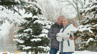 Anunț pentru pensionare! Când vor intra banii în luna ianuarie și ce se întâmplă cu veniturile în acest an