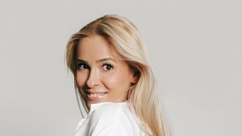 Cât de bine a înțeles fiica lui CRBL, Alessia, tot ce s-a întâmplat după divorțul dintre el și mama sa? Elena Vîșcu poartă și în prezent discuții cu aceasta, atunci când are nevoie de lămuriri! 