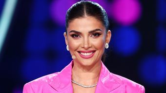 Clipe de panică pentru Alina Pușcaș, aflată la bordul unui avion cu familia sa, la întoarcerea spre casă! Vedeta TV nu s-a putut abține și a povestit toată întâmplarea în mediul online: 